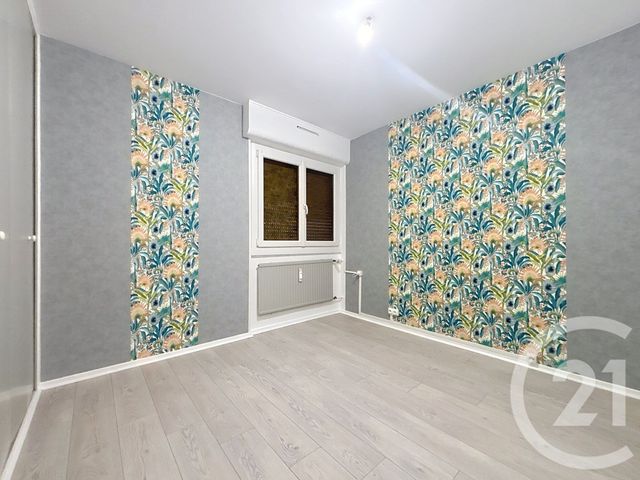 Appartement F3 &agrave; louer - 3 pi&egrave;ces - 61 m2 - St Loup Sur Semouse - 70 - FRANCHE-COMTE