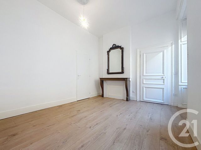 Appartement F3 &agrave; louer - 3 pi&egrave;ces - 61,70 m2 - Vesoul - 70 - FRANCHE-COMTE