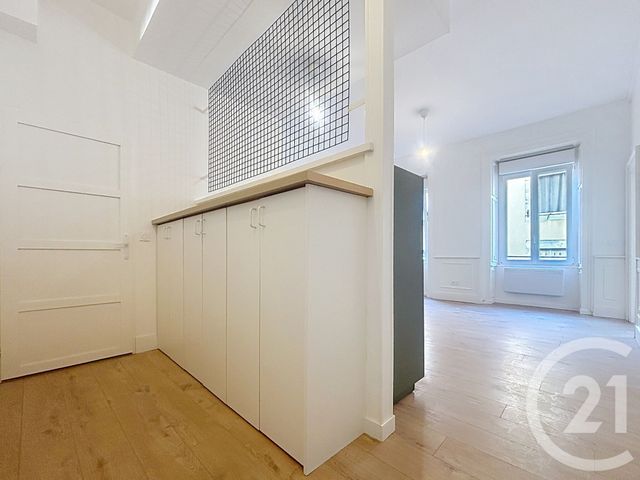 Appartement F3 &agrave; louer - 3 pi&egrave;ces - 61,70 m2 - Vesoul - 70 - FRANCHE-COMTE