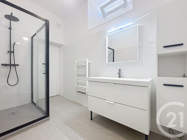 Appartement F3 &agrave; louer - 3 pi&egrave;ces - 61,70 m2 - Vesoul - 70 - FRANCHE-COMTE