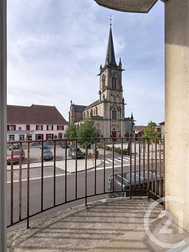Appartement F3 &agrave; louer - 3 pi&egrave;ces - 60 m2 - Ronchamp - 70 - FRANCHE-COMTE