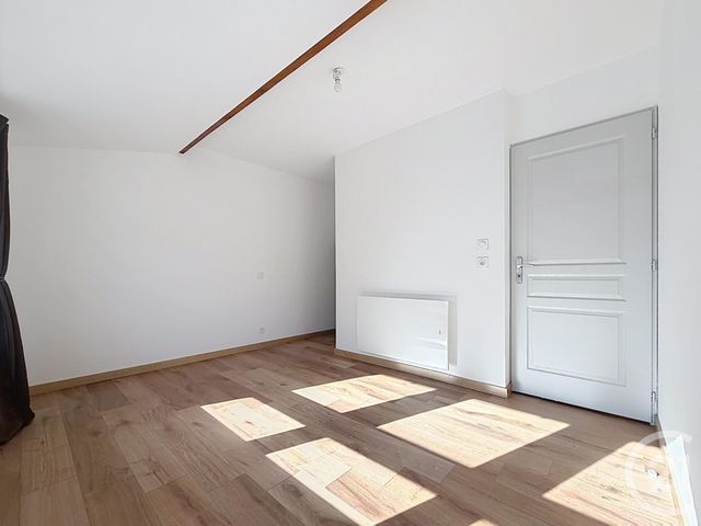 Appartement F3 &agrave; louer - 3 pi&egrave;ces - 73 m2 - Ronchamp - 70 - FRANCHE-COMTE