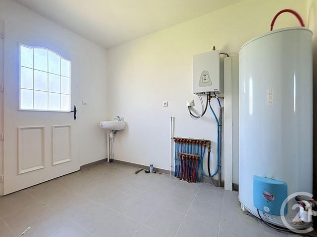 Maison &agrave; louer - 5 pi&egrave;ces - 105 m2 - Lure - 70 - FRANCHE-COMTE