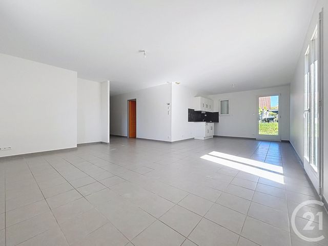 Maison &agrave; louer - 5 pi&egrave;ces - 105 m2 - Lure - 70 - FRANCHE-COMTE