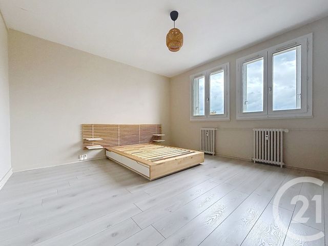 Appartement F3 &agrave; louer - 3 pi&egrave;ces - 68,06 m2 - Luxeuil Les Bains - 70 - FRANCHE-COMTE