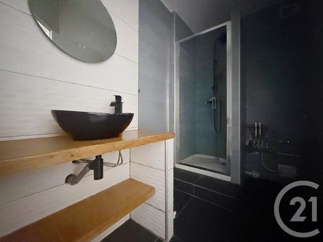 Appartement F3 &agrave; louer - 3 pi&egrave;ces - 68,06 m2 - Luxeuil Les Bains - 70 - FRANCHE-COMTE