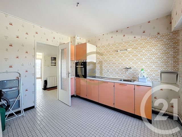 Appartement F3 à vendre - 4 pièces - 87,34 m2 - Lure - 70 - FRANCHE-COMTE