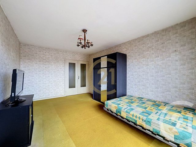Appartement F4 &agrave; vendre - 4 pi&egrave;ces - 81,80 m2 - Luxeuil Les Bains - 70 - FRANCHE-COMTE