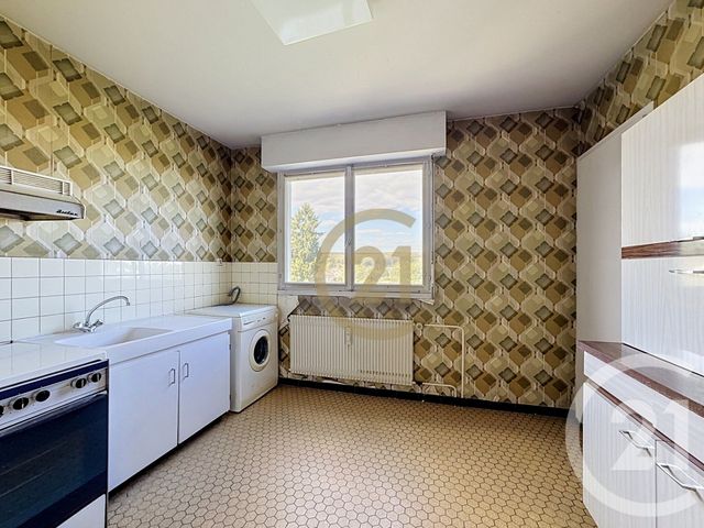 Appartement F4 &agrave; vendre - 4 pi&egrave;ces - 81,80 m2 - Luxeuil Les Bains - 70 - FRANCHE-COMTE