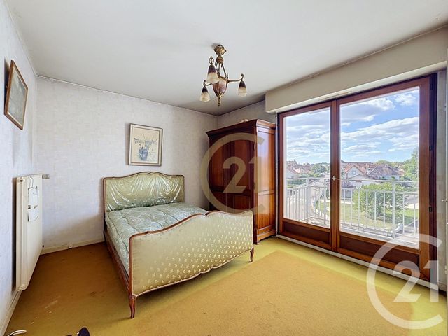 Appartement F4 &agrave; vendre - 4 pi&egrave;ces - 81,80 m2 - Luxeuil Les Bains - 70 - FRANCHE-COMTE
