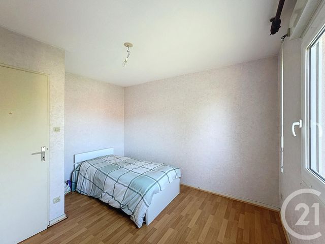 Appartement F3 à vendre - 3 pièces - 68,38 m2 - Luxeuil Les Bains - 70 - FRANCHE-COMTE