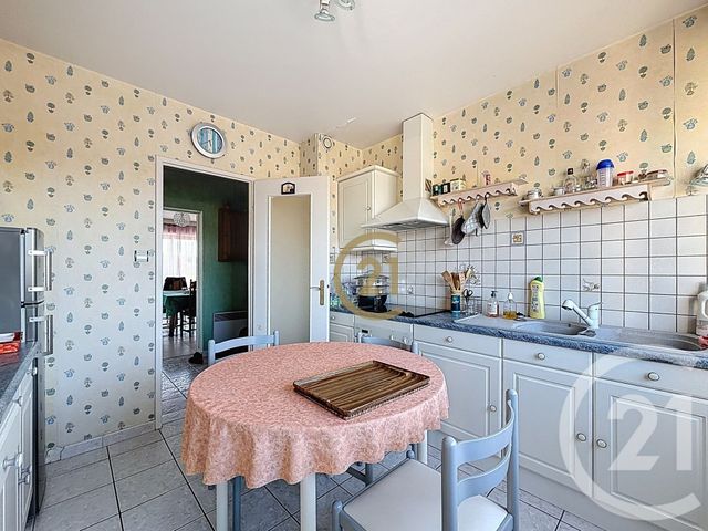 Appartement F4 &agrave; vendre - 4 pi&egrave;ces - 90,18 m2 - Lure - 70 - FRANCHE-COMTE