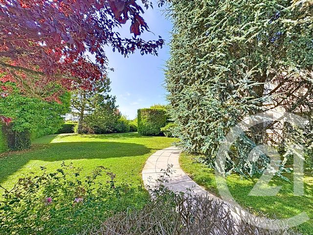 Maison à vendre - 6 pièces - 179 m2 - Roye - 70 - FRANCHE-COMTE