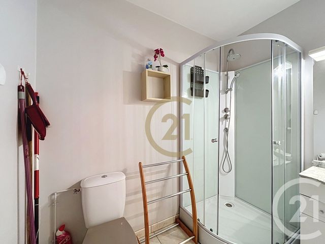 Appartement Studio &agrave; vendre - 1 pi&egrave;ce - 29 m2 - Luxeuil Les Bains - 70 - FRANCHE-COMTE
