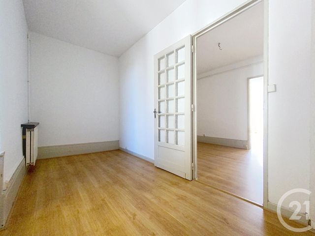 Appartement F3 à louer - 3 pièces - 72,10 m2 - Lure - 70 - FRANCHE-COMTE