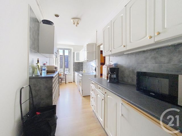 Appartement F3 à louer - 3 pièces - 72,10 m2 - Lure - 70 - FRANCHE-COMTE