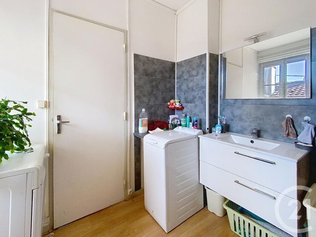 Appartement F3 à louer - 3 pièces - 72,10 m2 - Lure - 70 - FRANCHE-COMTE