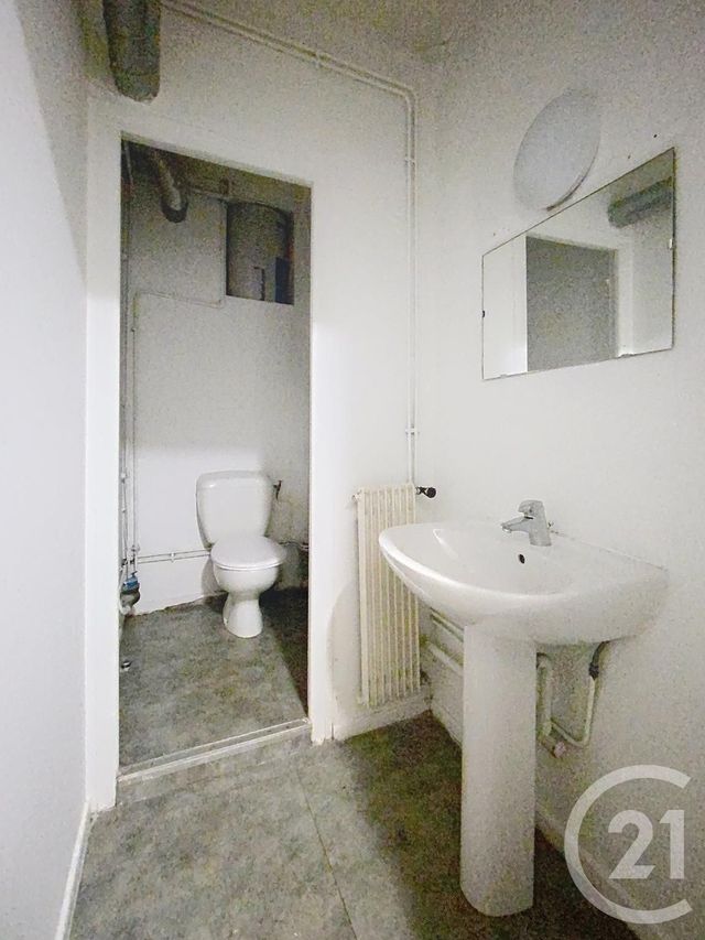 Local commercial à louer - 84.61 m2 - 70 - Haute-Saone