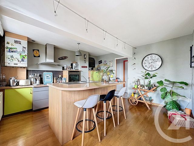 Appartement F5 &agrave; vendre - 5 pi&egrave;ces - 101,69 m2 - Lure - 70 - FRANCHE-COMTE