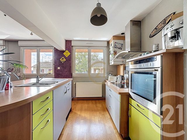 Appartement F5 &agrave; vendre - 5 pi&egrave;ces - 101,69 m2 - Lure - 70 - FRANCHE-COMTE