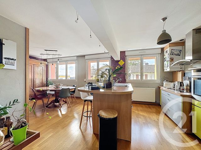 Appartement F5 &agrave; vendre - 5 pi&egrave;ces - 101,69 m2 - Lure - 70 - FRANCHE-COMTE