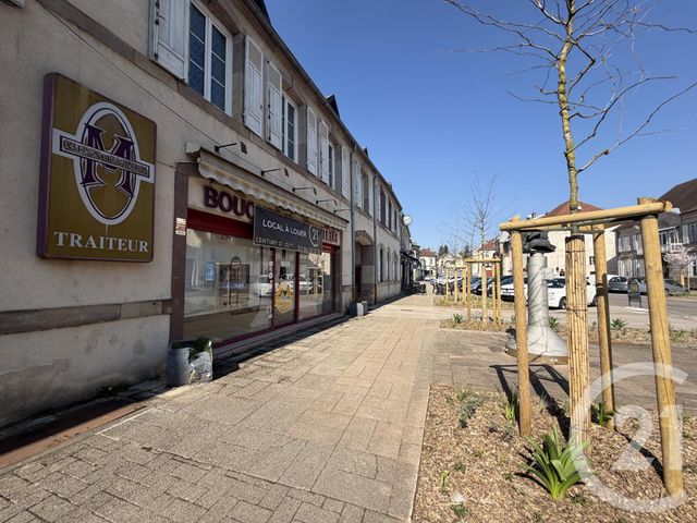 Appartement Local &agrave; louer - 8 pi&egrave;ces - 249 m2 - Lure - 70 - FRANCHE-COMTE