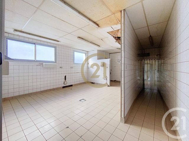 Appartement Local à louer - 8 pièces - 249 m2 - Lure - 70 - FRANCHE-COMTE