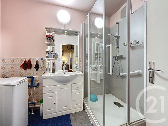 Appartement F4 &agrave; vendre - 4 pi&egrave;ces - 85,79 m2 - Lure - 70 - FRANCHE-COMTE