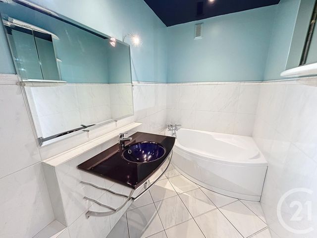 Appartement F4 à louer - 4 pièces - 98,47 m2 - Luxeuil Les Bains - 70 - FRANCHE-COMTE