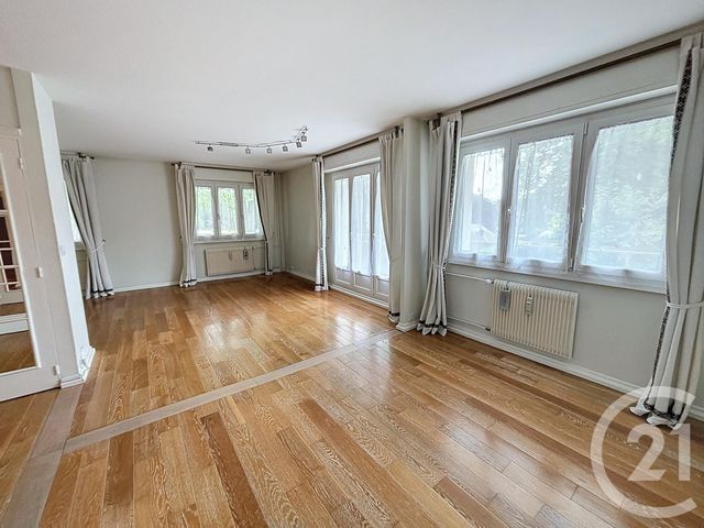 Appartement F4 à louer - 4 pièces - 98,47 m2 - Luxeuil Les Bains - 70 - FRANCHE-COMTE