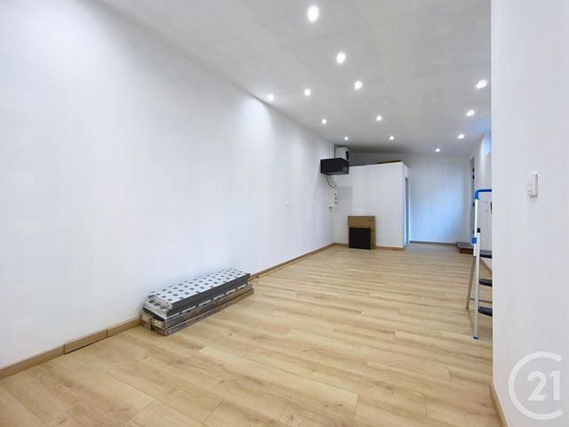 Appartement Local &agrave; louer - 2 pi&egrave;ces - 77,40 m2 - Luxeuil Les Bains - 70 - FRANCHE-COMTE