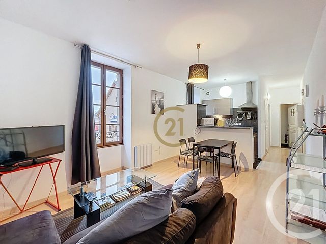 Appartement F2 à vendre - 2 pièces - 45 m2 - Luxeuil Les Bains - 70 - FRANCHE-COMTE