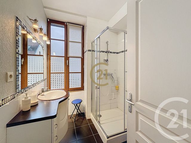 Appartement F2 à vendre - 2 pièces - 45 m2 - Luxeuil Les Bains - 70 - FRANCHE-COMTE