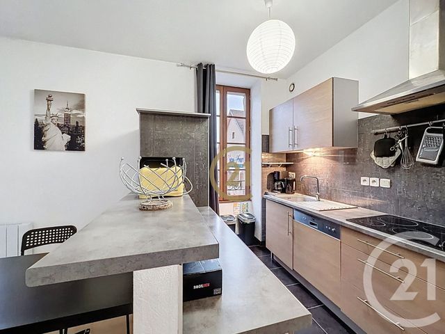 Appartement F2 à vendre - 2 pièces - 45 m2 - Luxeuil Les Bains - 70 - FRANCHE-COMTE