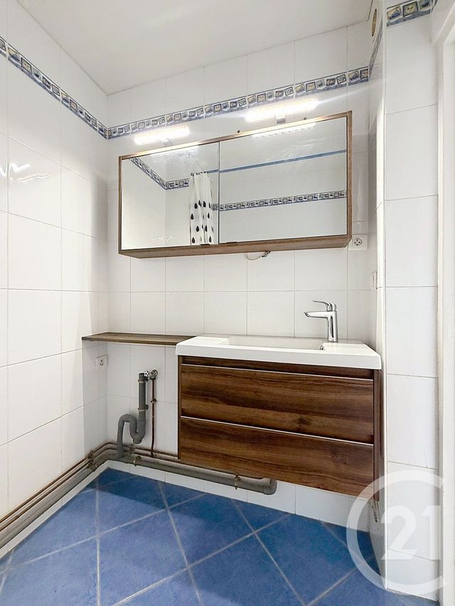 Appartement F4 &agrave; louer - 4 pi&egrave;ces - 71,44 m2 - Luxeuil Les Bains - 70 - FRANCHE-COMTE