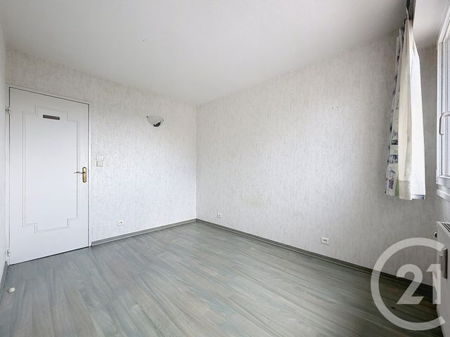 Appartement F4 &agrave; louer - 4 pi&egrave;ces - 71,44 m2 - Luxeuil Les Bains - 70 - FRANCHE-COMTE