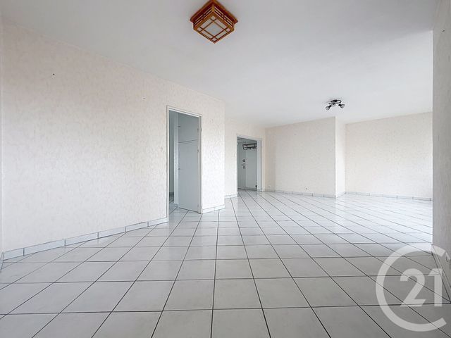 Appartement F4 &agrave; louer - 4 pi&egrave;ces - 71,44 m2 - Luxeuil Les Bains - 70 - FRANCHE-COMTE