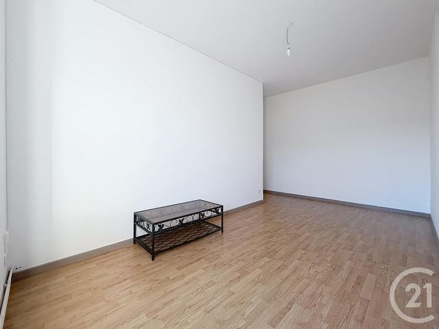 Appartement F2 &agrave; louer - 2 pi&egrave;ces - 52,45 m2 - Belfort - 90 - FRANCHE-COMTE