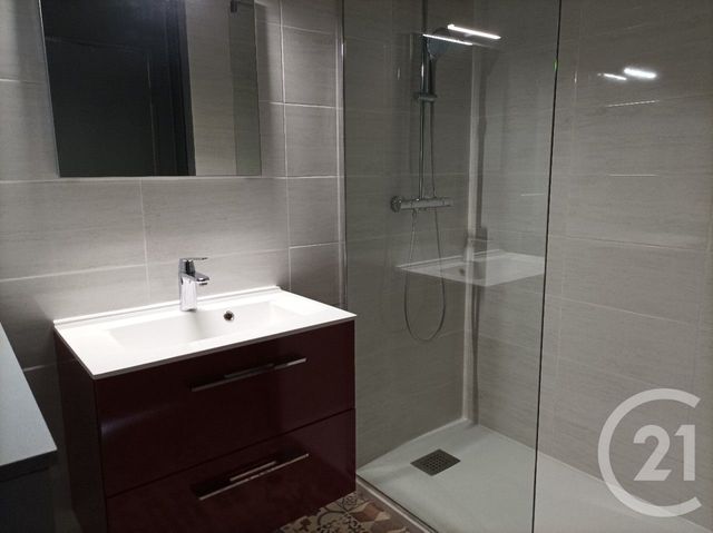 Appartement F2 à louer - 2 pièces - 64,91 m2 - Lure - 70 - FRANCHE-COMTE