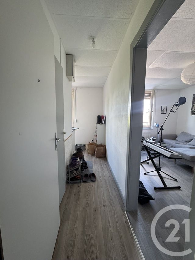 Appartement F10 à louer - 2 pièces - 38,16 m2 - Lure - 70 - FRANCHE-COMTE