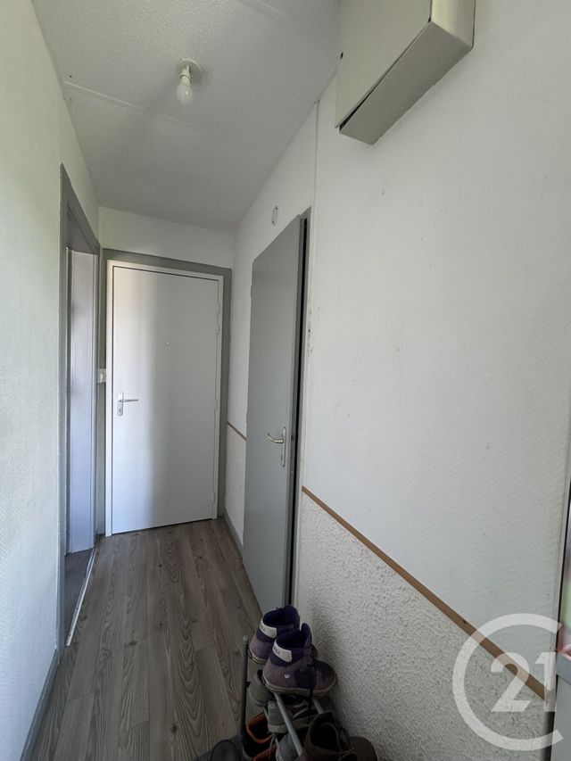 Appartement F10 à louer - 2 pièces - 38,16 m2 - Lure - 70 - FRANCHE-COMTE