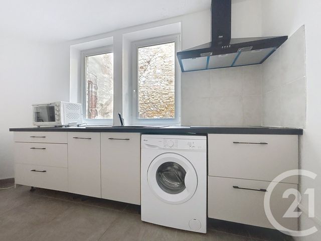 Appartement F1 &agrave; louer - 1 pi&egrave;ce - 27,30 m2 - Lure - 70 - FRANCHE-COMTE