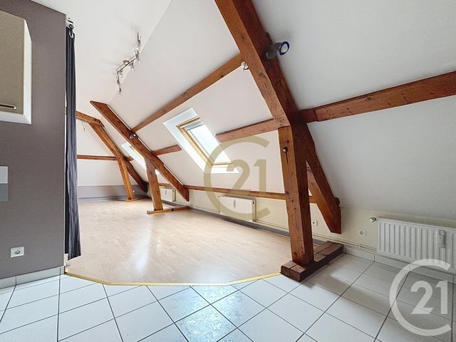 Appartement &agrave; louer - 2 pi&egrave;ces - 34,89 m2 - Lure - 70 - FRANCHE-COMTE
