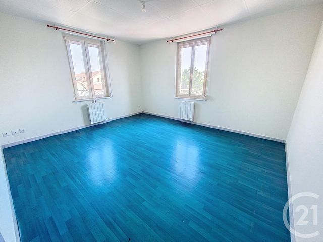 Appartement F1 &agrave; louer - 1 pi&egrave;ce - 29,87 m2 - Lure - 70 - FRANCHE-COMTE