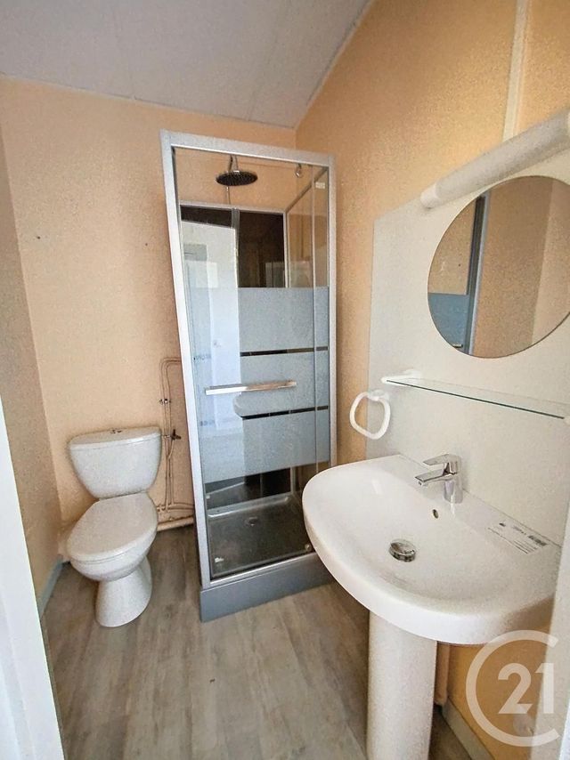 Appartement F1 &agrave; louer - 1 pi&egrave;ce - 29,87 m2 - Lure - 70 - FRANCHE-COMTE