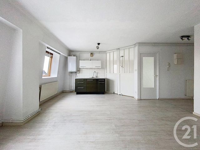 Appartement F3 &agrave; louer - 3 pi&egrave;ces - 64,44 m2 - Luxeuil Les Bains - 70 - FRANCHE-COMTE