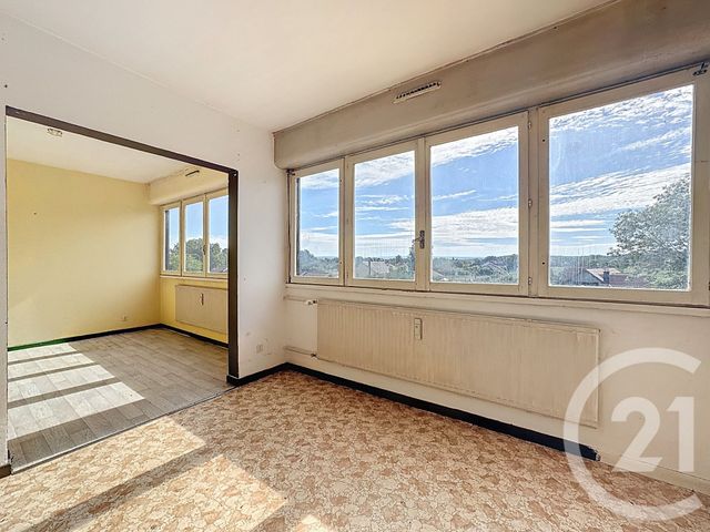 Appartement F1 bis &agrave; vendre - 5 pi&egrave;ces - 192 m2 - St Loup Sur Semouse - 70 - FRANCHE-COMTE