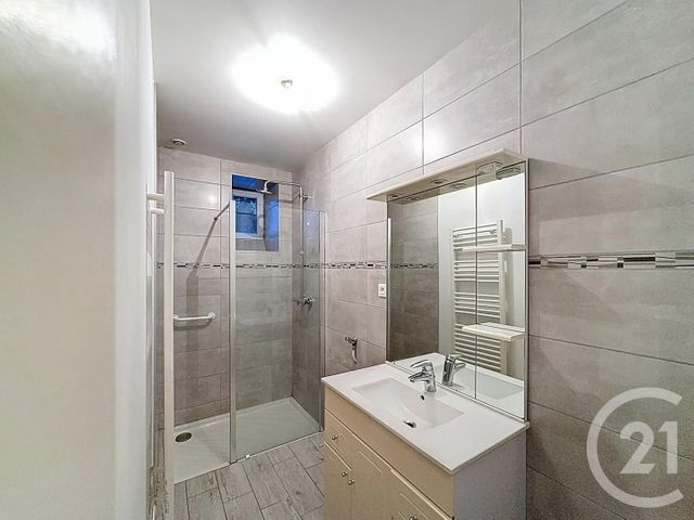 Appartement F3 &agrave; louer - 3 pi&egrave;ces - 53,65 m2 - Belfort - 90 - FRANCHE-COMTE