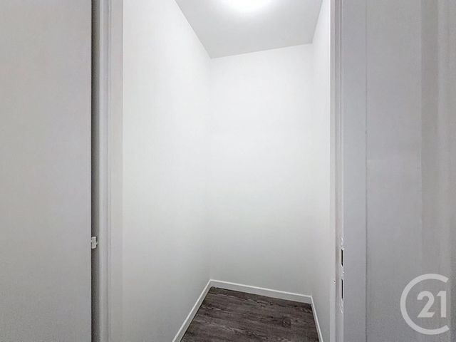 Appartement F3 &agrave; louer - 3 pi&egrave;ces - 53,65 m2 - Belfort - 90 - FRANCHE-COMTE
