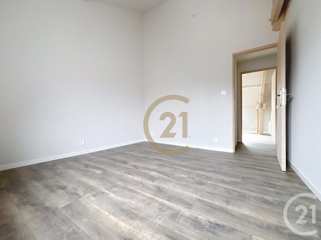 Appartement F3 &agrave; louer - 3 pi&egrave;ces - 56,33 m2 - Ronchamp - 70 - FRANCHE-COMTE